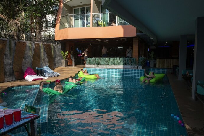 Imagen general del Hotel Mad Monkey Phuket. Foto 5