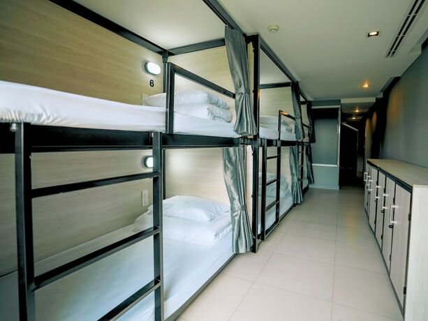 Imagen de la habitación del Hotel Mad Monkey Phuket. Foto 28