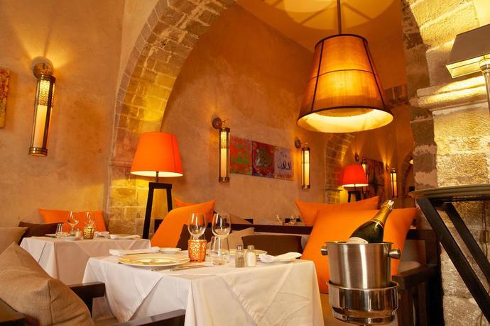 Imagen del bar/restaurante del Hotel Madada Mogador. Foto 2