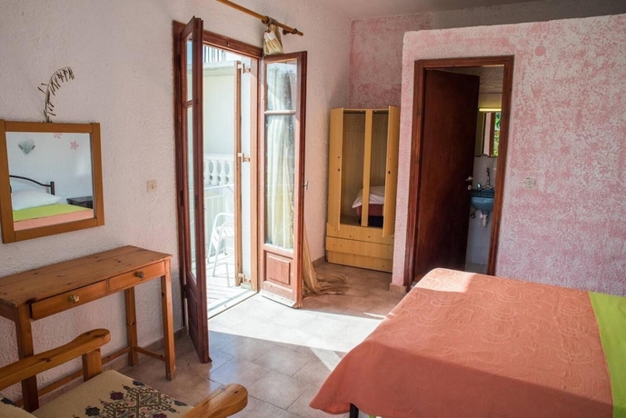 Imagen de la habitación del Hotel Madalenas BandB. Foto 17