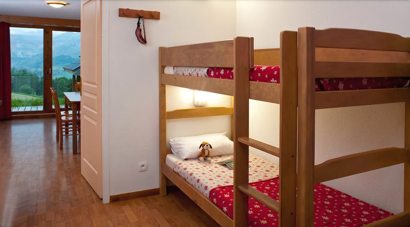 Imagen de la habitación del Hotel Madame Vacances R&eacute;sidence La Cr&ecirc;te Du Berger. Foto 12