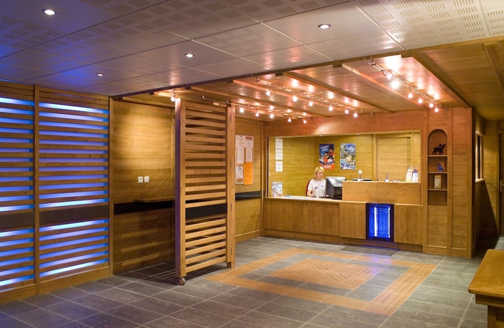Imagen de los interiores del Hotel Madame Vacances Residence Le Parc Des Airelles. Foto 18