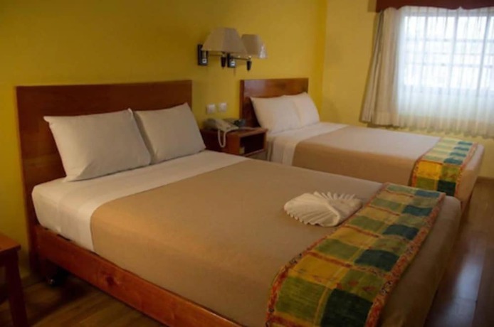 Imagen de la habitación del Hotel Madan Cardenas. Foto 7