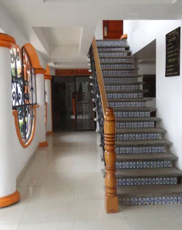 Imagen de los interiores del Hotel Madan Cardenas. Foto 20