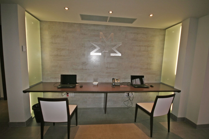 Imagen de los interiores del Hotel Madanis Liceo. Foto 4