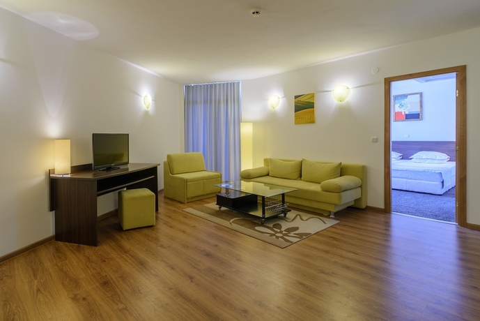 Imagen de la habitación del Hotel Madara Park. Foto 4