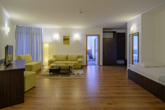 Imagen de la habitación del Hotel Madara Park. Foto 5