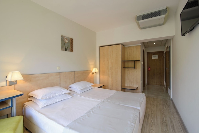 Imagen de la habitación del Hotel Madara Park. Foto 10