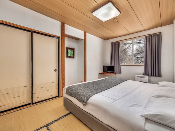 Imagen de la habitación del Hotel Madarao. Foto 6