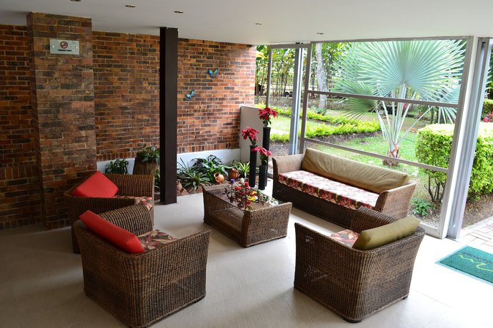 Imagen del bar/restaurante del Hotel Madaura. Foto 3