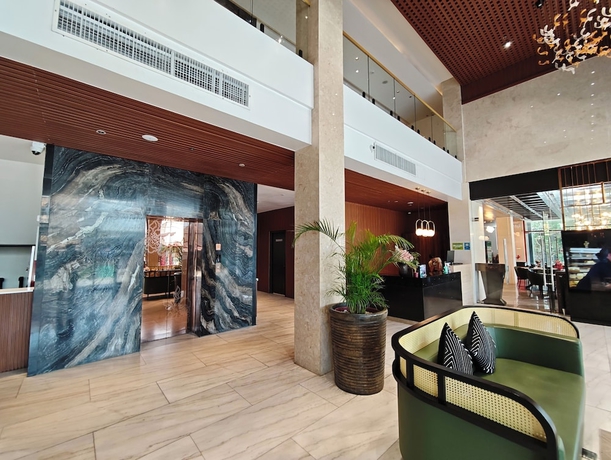 Imagen de los interiores del Hotel Madayaw Tagum. Foto 15