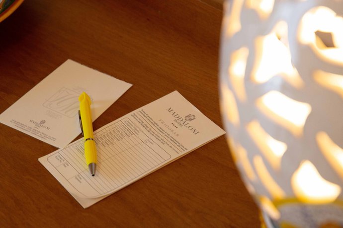 Imagen de la habitación del Hotel Maddaloni. Foto 9