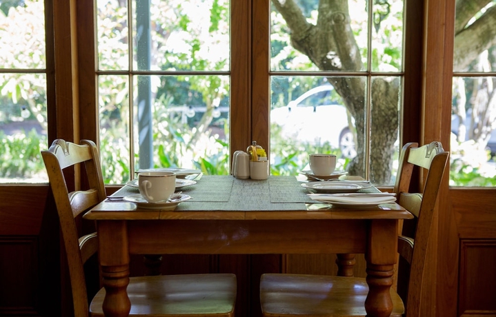 Imagen del bar/restaurante del Hotel Maddies Of Bolwarra. Foto 4