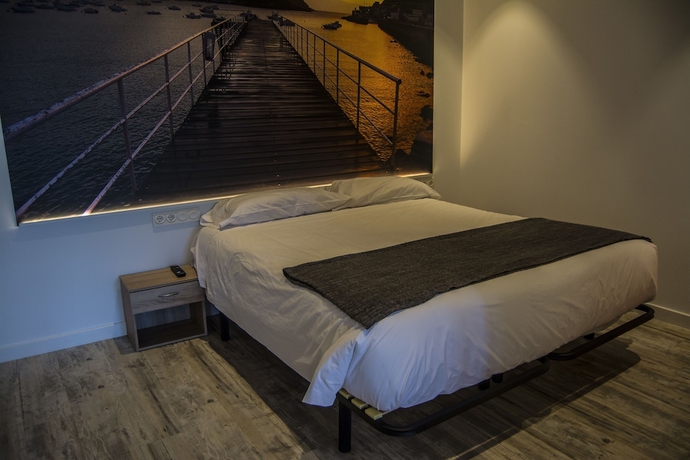 Imagen de la habitación del Hotel Maddiola Apartamentos. Foto 4