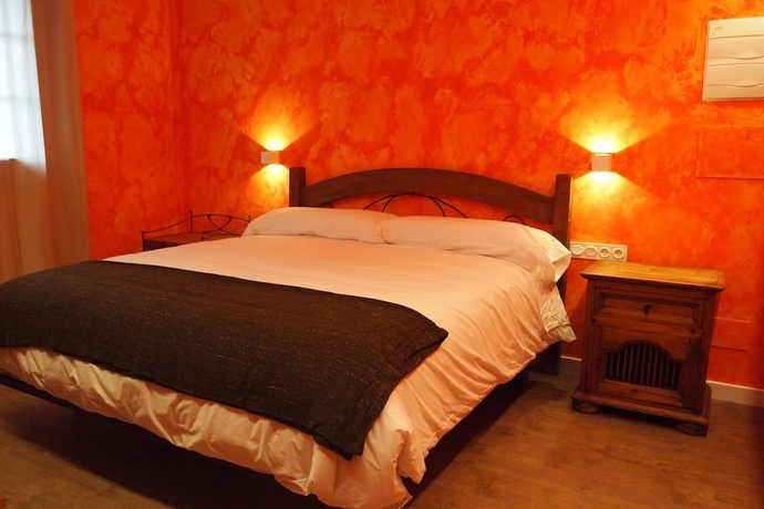 Imagen de la habitación del Hotel Maddiola Apartamentos. Foto 8