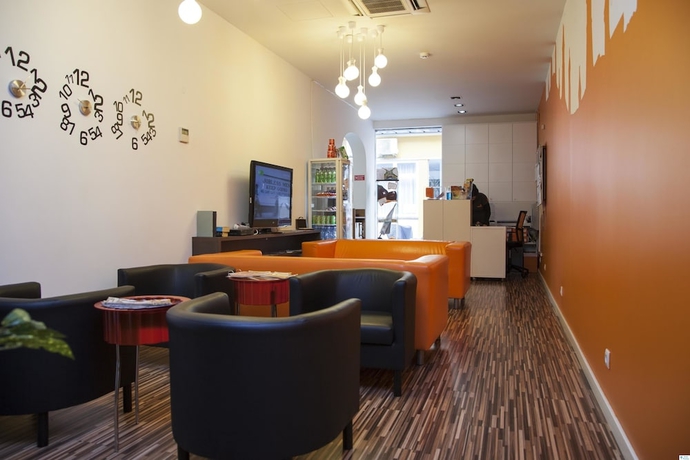 Imagen de los interiores del Hotel Made Inn. Foto 18