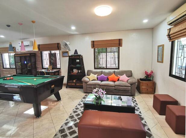 Imagen de los interiores del Hotel Madee Villa - Pattaya Holiday House Walking Street. Foto 38