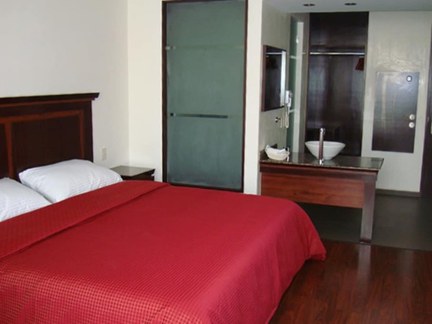 Imagen de la habitación del Hotel Madeira, Acatitl&aacute;n de Zaragoza. Foto 18