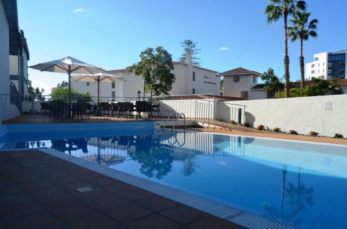 Imagen general del Hotel Madeira Bright Star. Foto 8