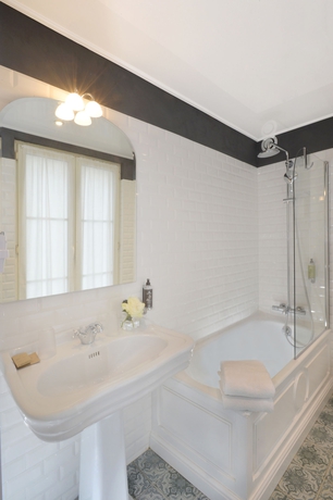 Imagen de la habitación del Hotel Madeleine Haussmann. Foto 12