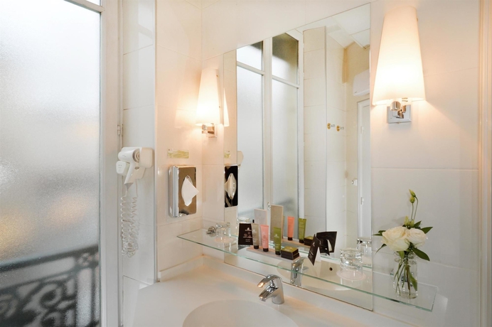 Imagen de la habitación del Hotel Madeleine Plaza. Foto 5