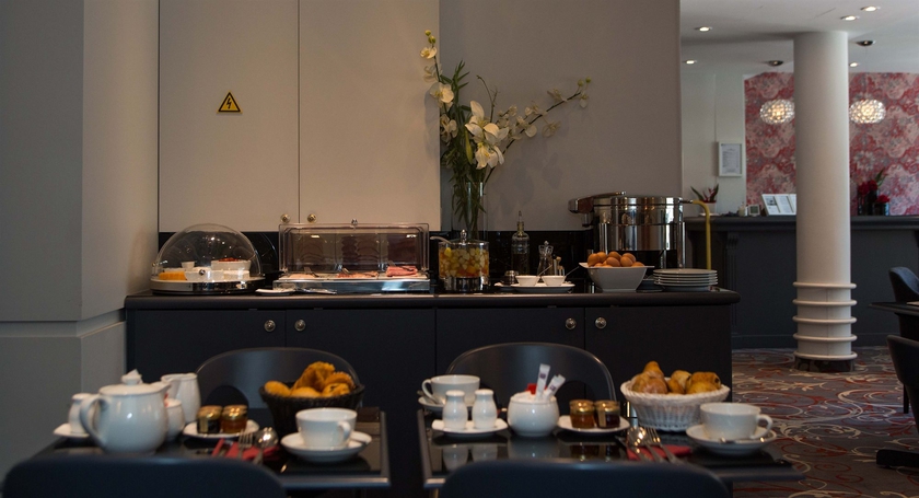 Imagen del bar/restaurante del Hotel Madeleine Plaza. Foto 2