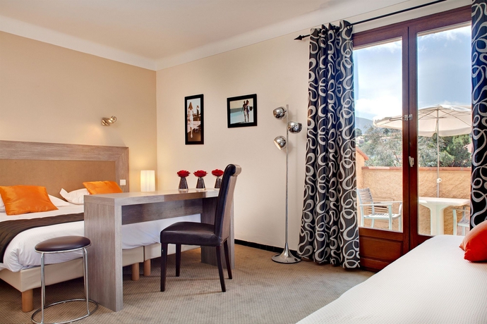 Imagen de la habitación del Hotel Madeloc. Foto 7