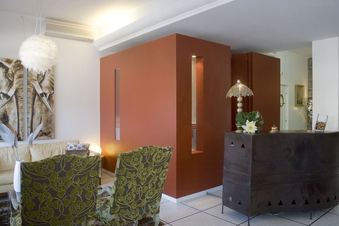 Imagen de los interiores del Hotel Madeloc. Foto 14