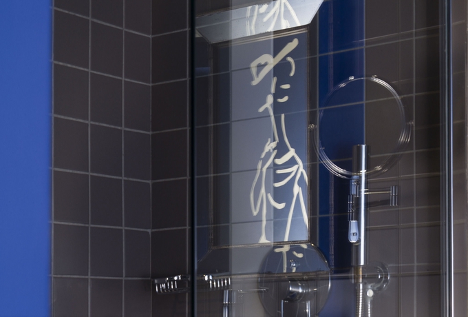 Imagen de la habitación del Hotel Mademoiselle. Foto 8