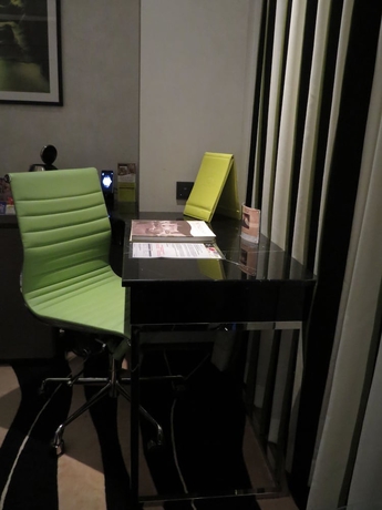 Imagen de la habitación del Hotel Madera Hong Kong. Foto 14