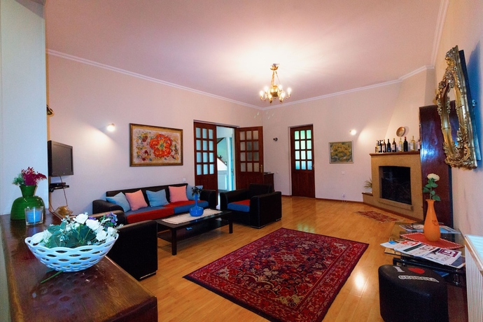 Imagen de la habitación del Hotel Madera, Tbilisi. Foto 15