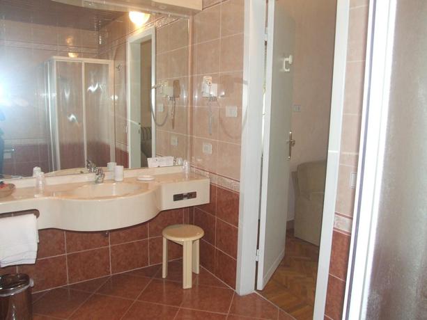 Imagen general del Hotel Maderno. Foto 16