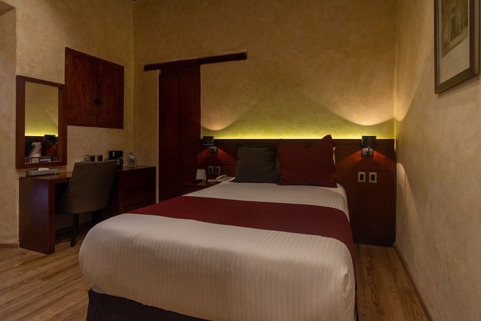 Imagen de la habitación del Hotel Madero, Santiago de Queretaro. Foto 17