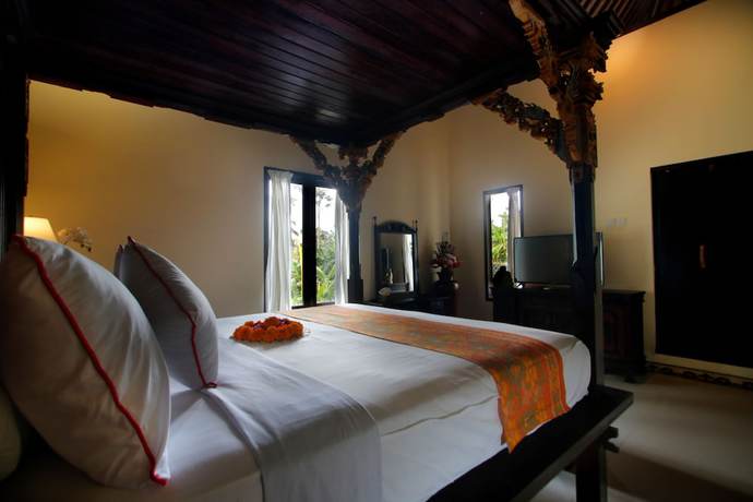 Imagen de la habitación del Hotel Madesimon Villa. Foto 7