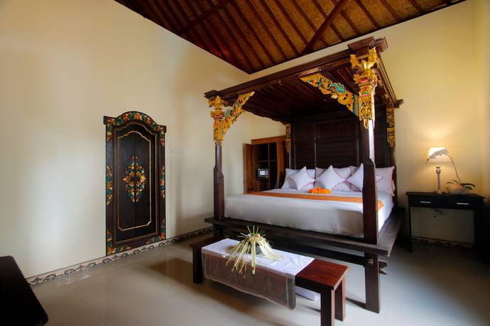 Imagen de la habitación del Hotel Madesimon Villa. Foto 9
