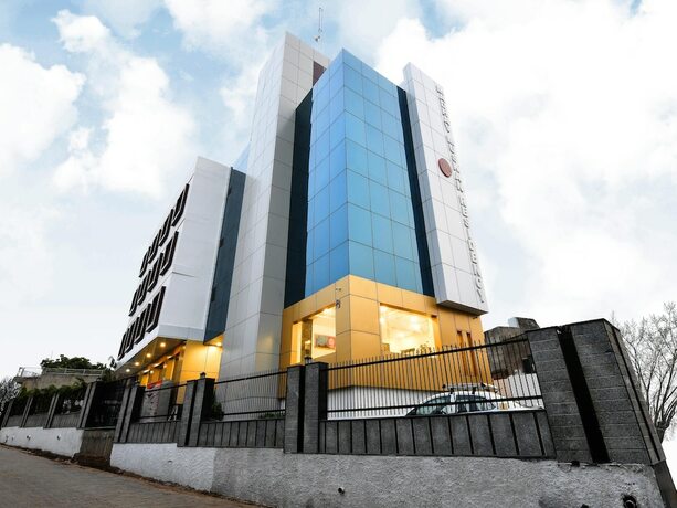 Imagen general del Hotel Madhav Muskan Residency. Foto 3