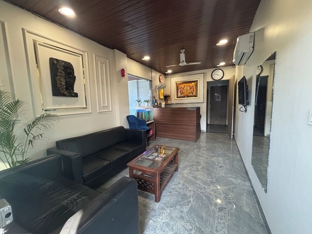 Imagen de los interiores del Hotel Madhav and Restaurant. Foto 15