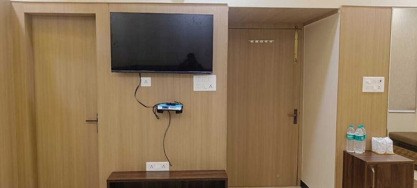 Imagen de la habitación del Hotel Madhavam. Foto 12
