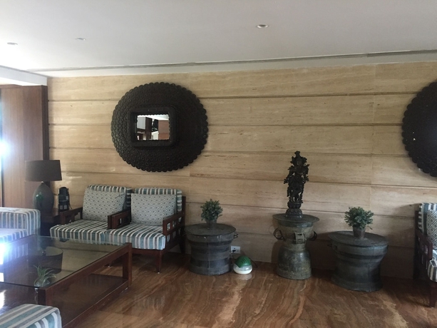 Imagen de los interiores del Hotel Madhubhan Resort and Spa. Foto 12