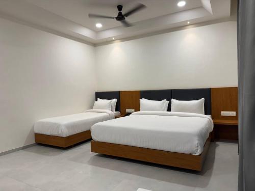 Imagen de la habitación del Hotel Madhukta Inn. Foto 18