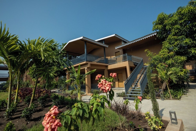 Imagen de la habitación del Hotel Madhuvan Resort. Foto 3