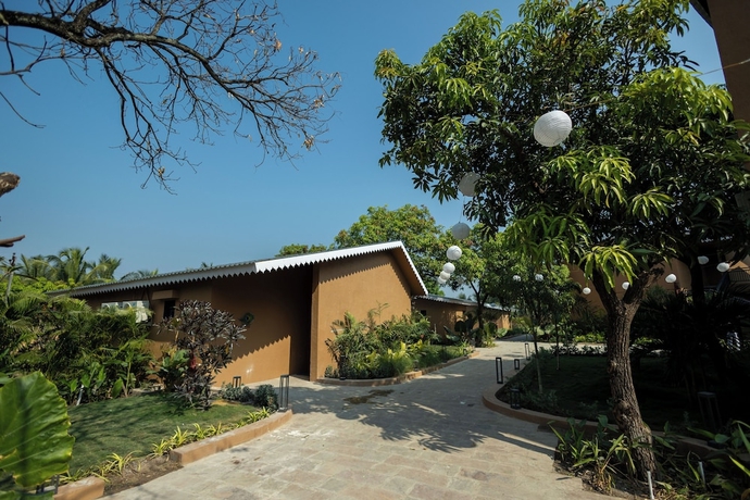 Imagen de la habitación del Hotel Madhuvan Resort. Foto 5
