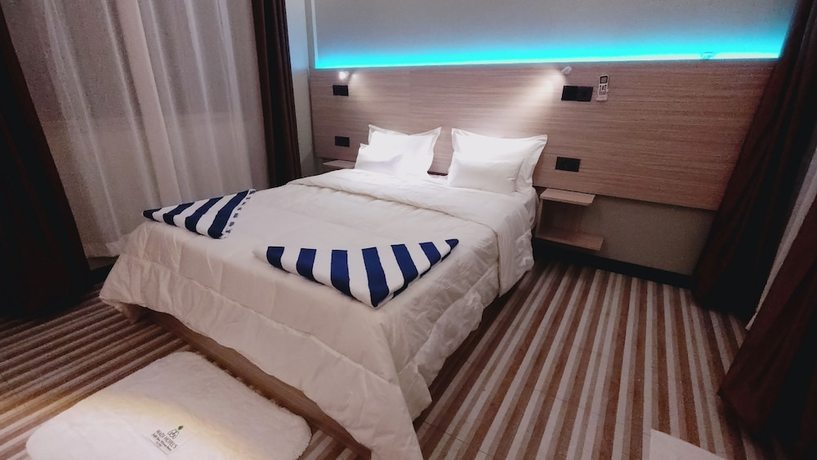 Imagen de la habitación del Hotel Madi Grand Maldives. Foto 6