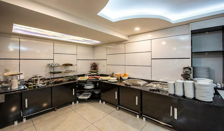 Imagen general del Hotel Madi otel. Foto 21