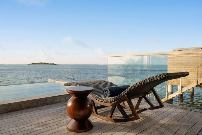 Imagen de la habitación del Hotel Madifushi Private Island. Foto 10