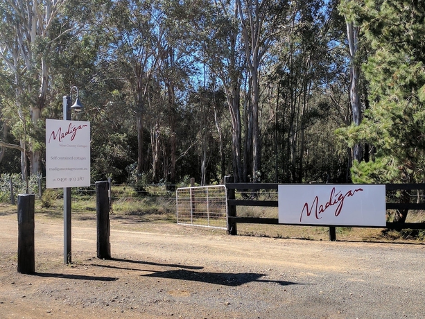 Imagen de los interiores del Hotel Madigan Wine Country Cottages. Foto 19