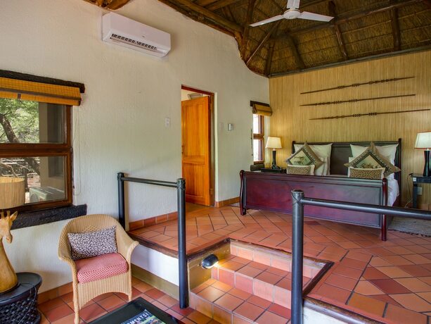 Imagen de la habitación del Hotel Madikwe River Lodge. Foto 18