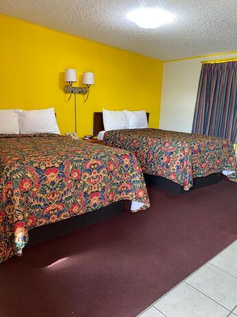 Imagen general del Hotel Madill Inn. Foto 9