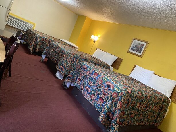 Imagen de la habitación del Hotel Madill Inn. Foto 20