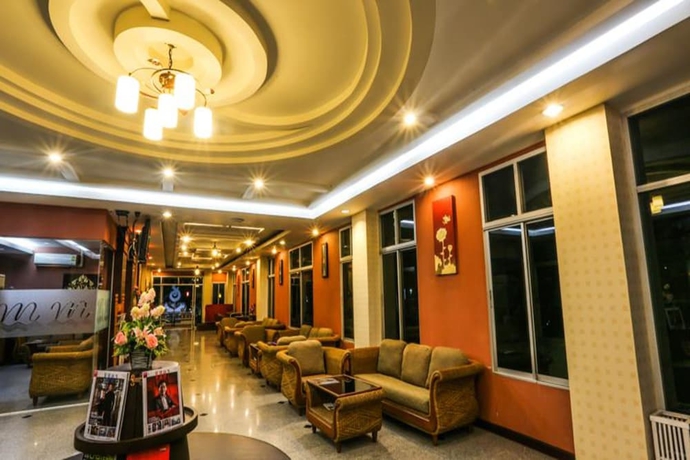 Imagen de los interiores del Hotel Madina. Foto 16